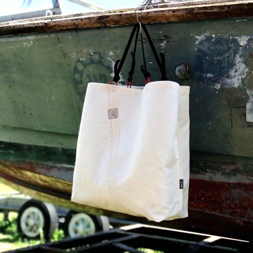 Produkte - Modell - XL Basic Shopper - le malins - No25 le malins xl basic shopper recyceltes segel 1