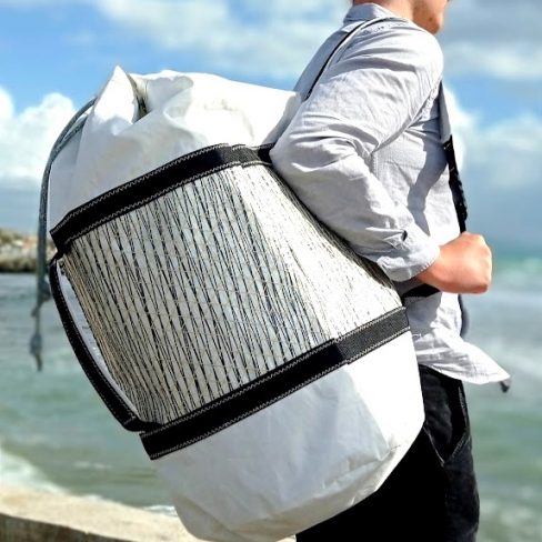 Produkte - Modell - Marines Bucket Bag - le malins - No34 le malins marines bucket bag recyceltes segel 3